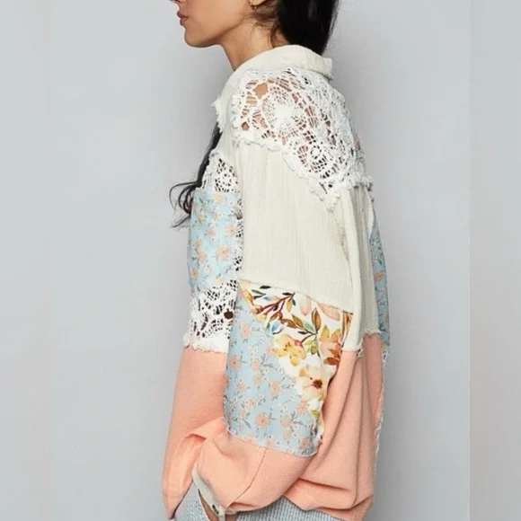 POL New Relaxed Fit Button Down Top - Picture 2 of 5